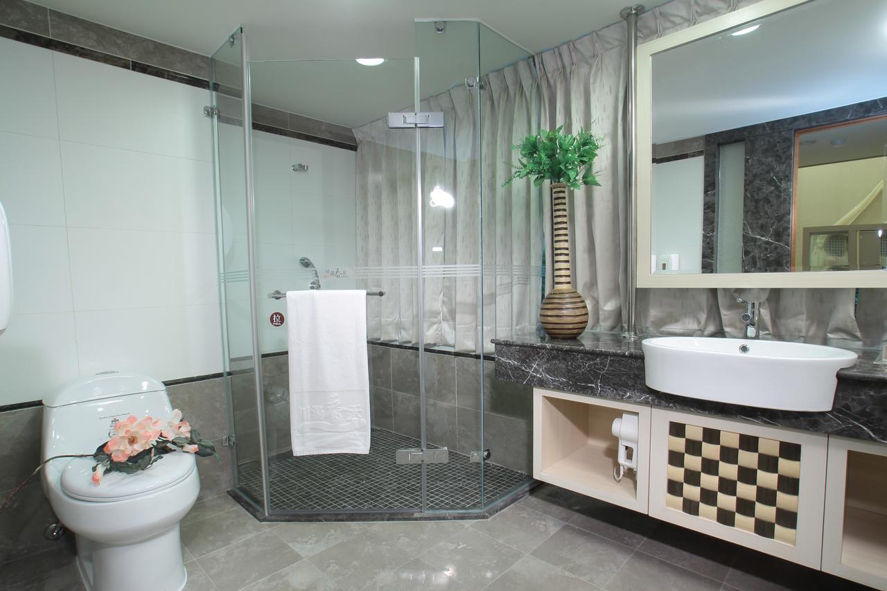 Chuang-Tang Spring Spa Hotel - Deyang Jiaoxi Eksteriør billede