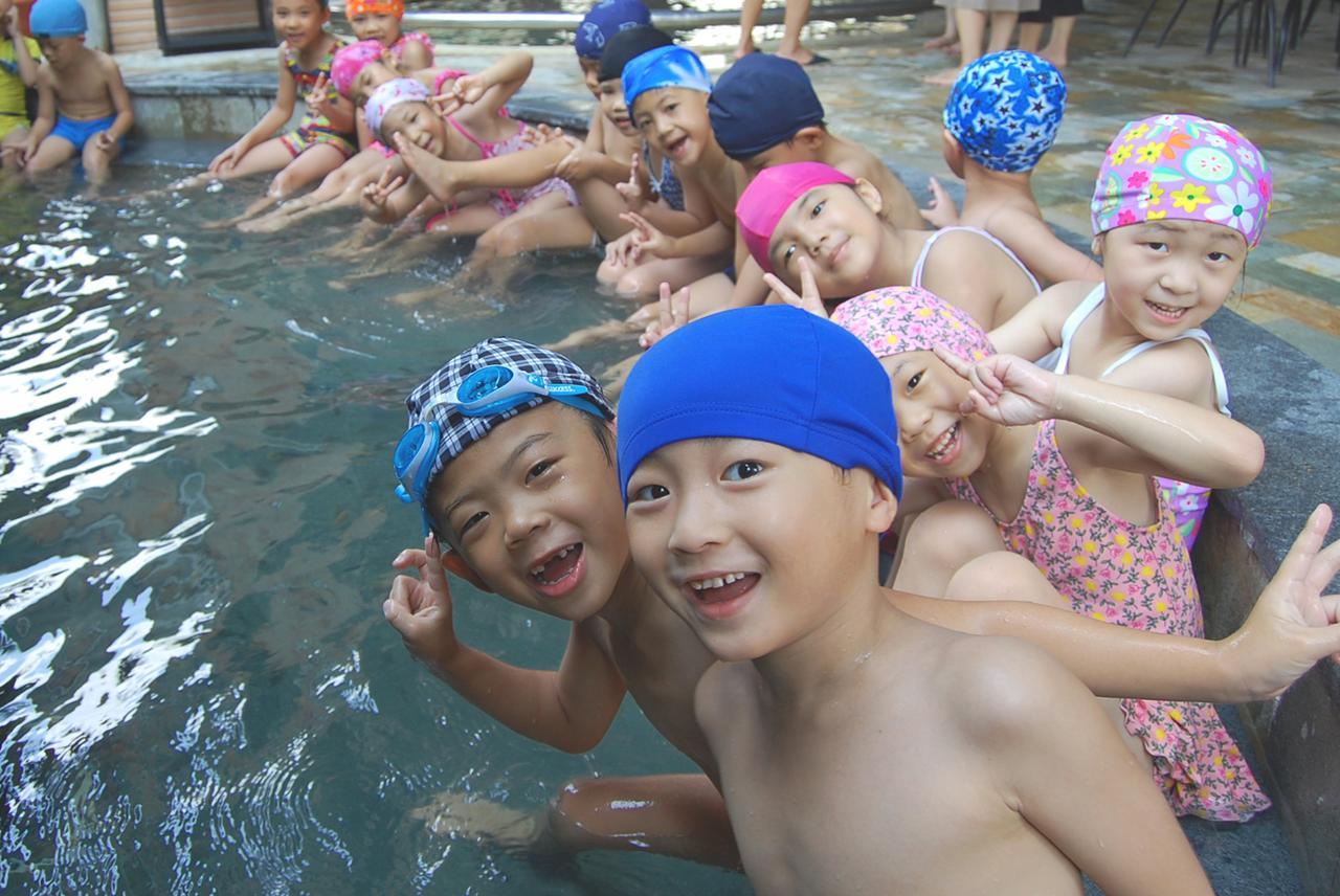 Chuang-Tang Spring Spa Hotel - Deyang Jiaoxi Eksteriør billede
